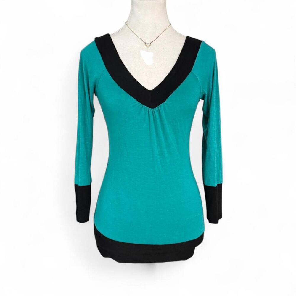 Arden B Early 2000s Blue + Black V Neck Fitted Full Length Long Sleeve Size M